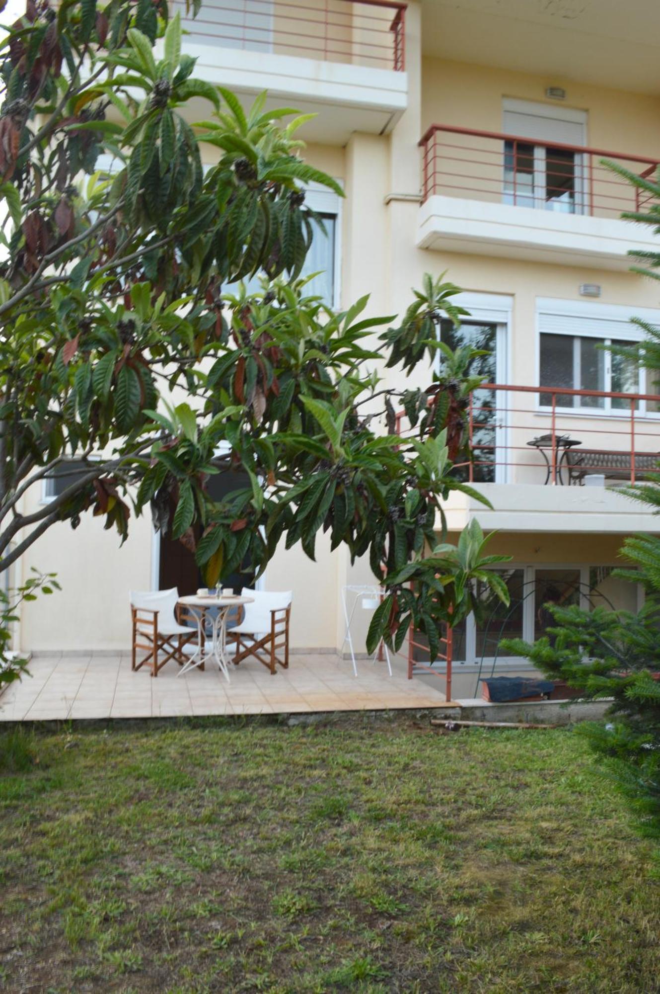 Sunny Retreat With A Garden Terrace Private Room อิโออันนินา ภายนอก รูปภาพ